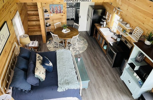 Mount Liberty Cabin | Waterfront Oasis Deep in Nature