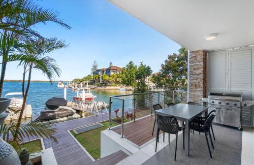 Runaway Bay Apartment | Waterfront Oasis in Runaway Bay - CoastHM