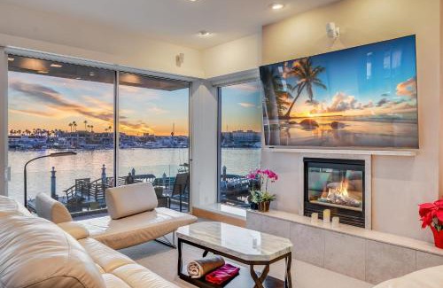 Balboa Island House | Waterfront Oasis w Pier Parking & Beach on Island