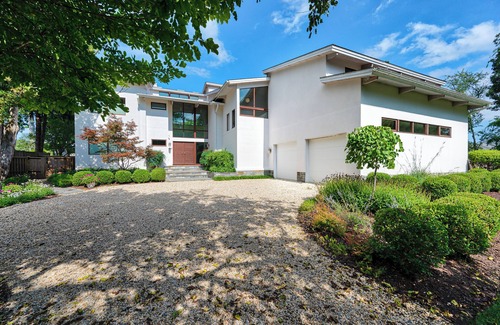 Hillsmere House | Waterfront Oasis with pool! 4 BR home minutes from downtown Annapolis!