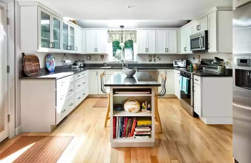 Windham House | Waterfront on Highland Lake in Windham