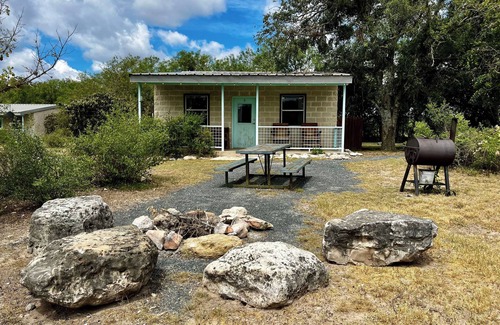 Uvalde County Cabin | Waterfront on the Frio River, Cozy Cabin, Prime Stargazing