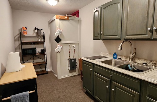 Hemphill Cottage | Waterfront on Toledo Bend! 10 mins from Hemphill town square!