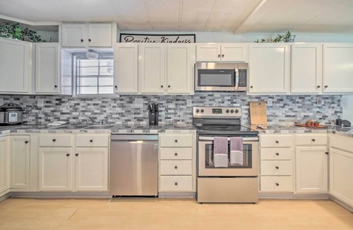 Onalaska House | Waterfront Onalaska Retreat w/Private Dock!