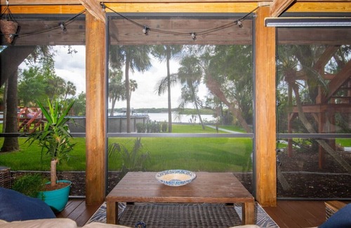 Riverview House | Waterfront Paradise on Tampa Bay w/Pool