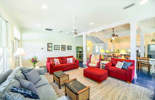 Perdido Beach House | Waterfront Perdido Beach House w/Canoes & Kayaks!
