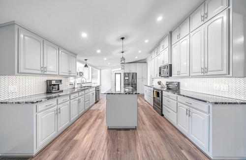 Graford House | Waterfront @ PK - Sleeps 12!