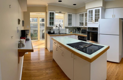 Lagoon City Cottage | Waterfront, private beach, cottage, deck