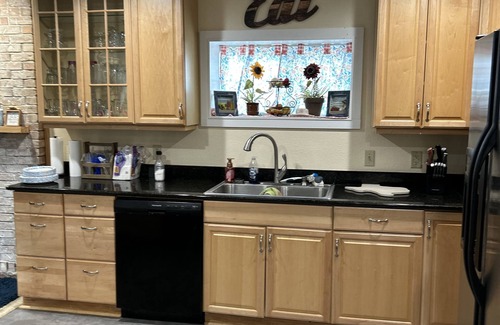 Tool House | Waterfront Property On Cedar Creek Lake. With Guest House, dog friendly
