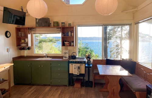 Puget Sound Cabin | Waterfront relaxing, getaway. Small, clean, warm cabin.