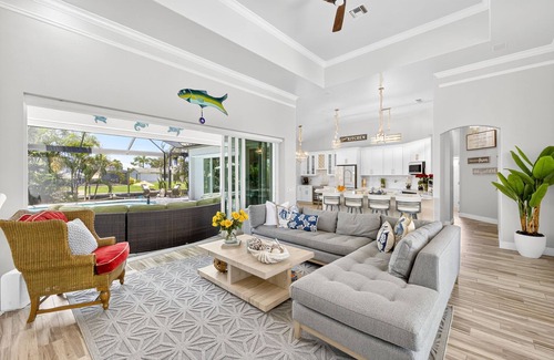 Pelican House | Waterfront Retreat 3 En-Suites Sunset Views Pool Gulf Access