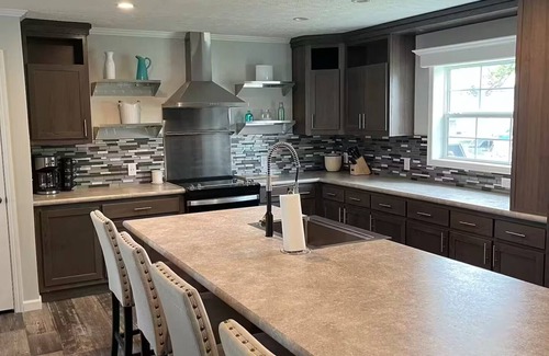 Port Clinton House | Waterfront retreat Port Clinton