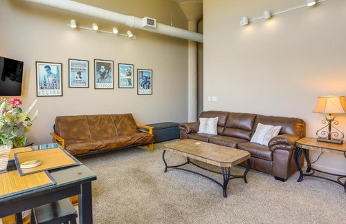Sandusky Apartment | Waterfront Sandusky Vacation Rental Downtown!