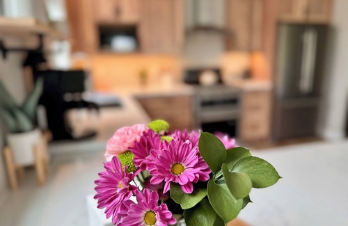 Duluth House | WATERFRONT SHORELINE HOME Views Modern Sauna 20% Off Bike Rental+MTB Pass