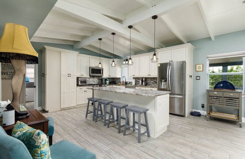 Riviera Bay House | Waterfront St. Pete Home - 4br 3ba, Pool, Dock & More!