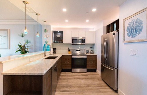 Merritt Island Condo | Waterfront Stateroom