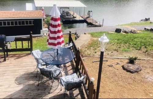 Marion House | Waterfront Tranquility with lots of extras!!!