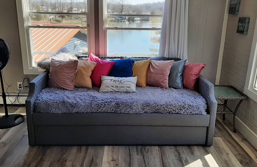 Marion House | Waterfront Tranquility with lots of extras!!!