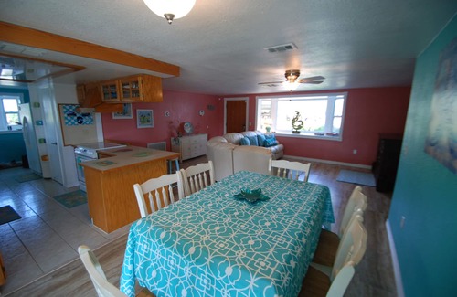 Driftwood Isles House | Waterfront Tropical Paradise With A Spectacular Gulf View & Pet Friendly!