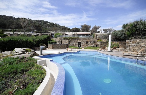 Cap Benat Villa | WATERFRONT VILLA PRIVATE ESTATE SWIMMING POOL AND SPA