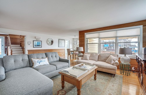 Marblehead House | Waterfront Views: Historic Marblehead Home