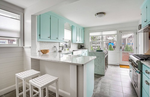Marblehead House | Waterfront Views: Historic Marblehead Home