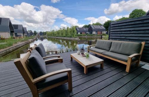 Balk House | Waterfront Villa w Jetty, cleaning included