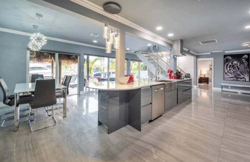 Pompano Isles House | Waterfront w/Heated Pool! Managed by BNR Vacation Rentals