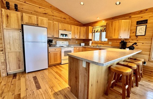 Webb Lake House | Waterfront Webb Lake UTV Snowmobile from your door