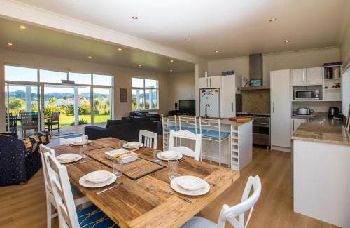 Matarangi House | Waterfront Wonder - Matarangi Holiday Home