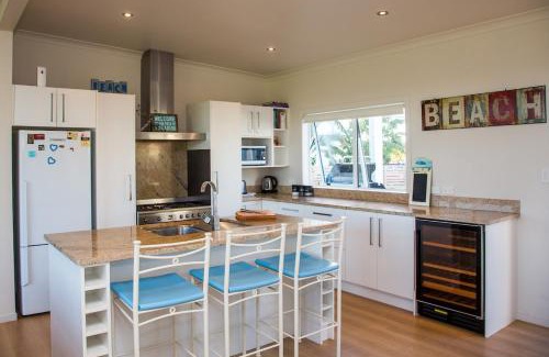 Matarangi House | Waterfront Wonder - Matarangi Holiday Home