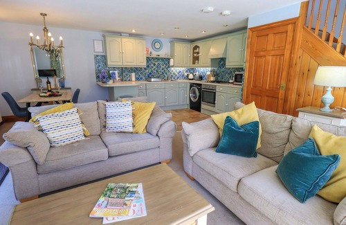 Windermere Cottage | WATERHEAD COTTAGE, with a garden in Troutbeck Bridge