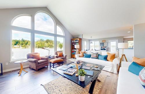 Shelton House | Waterhouse Acres