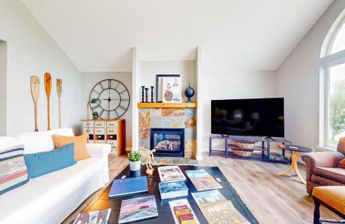 Shelton House | Waterhouse Acres
