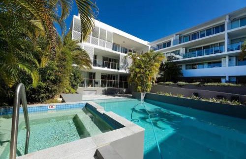 Forster Apartment | Waterline 202