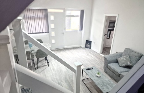 South Shore Apartment | Waterloo Apartment by DYSA Living
