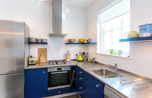 Aldeburgh Apartment | Watermans - sleeps 4 guests in 2 bedrooms