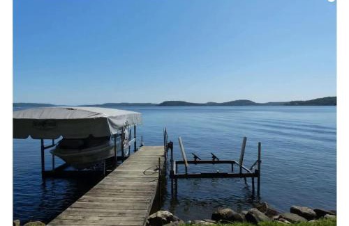 Merrimac House | Waters Edge Cottage