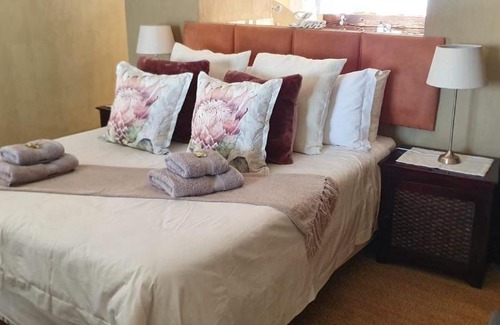 Kosmos House | Watershed Guest House