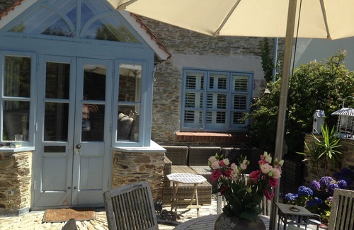 Kingsbridge Cottage | Waterside cottage in a magical setting on the Salcombe Estuary (sleeps 6 to 8)