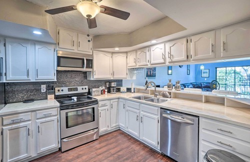 New Port Richey East Condo | Waterside New Port Richey Condo w/Pool Access!