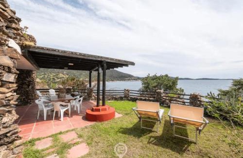Porto Sa Ruxi House | Waterside Oasis House