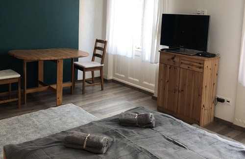 Budavar Apartment | Watertown Apartment is a cozy flat near to the city center. Perfect for couples.