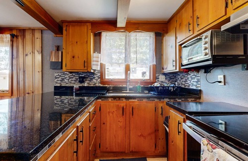 Limington House | Waterview Cabin with dock access on lake with washer/dryer