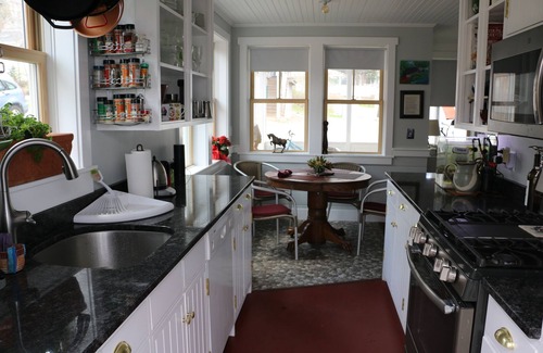 Bayside Cottage | Waterview Cottage in historic Bayside on Penobscot Bay