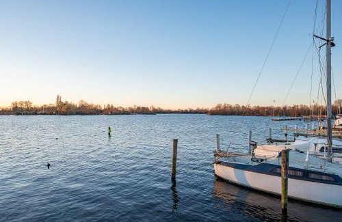 Municipality of Aalsmeer Boat Rental | Watervillashiraz