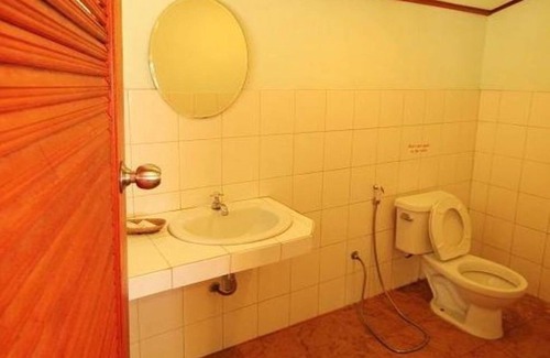 Chaloklum Hotel | Wattana Resort