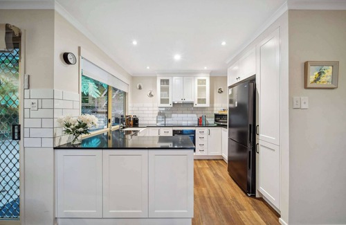 Maleny House | Wattle Cottage - A Stylish Hinterland Escape