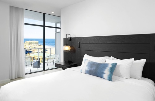 Long Branch Resort | Wave Resort