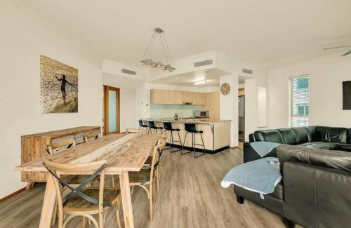 Currumbin Apartment | Waves 203 on Currumbin